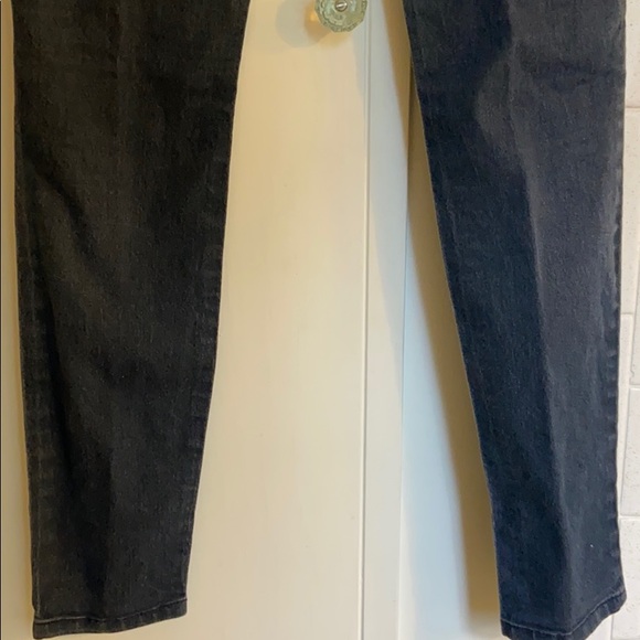 Jeans - Picture 4 of 4